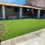 Casa Aconchegante Com Piscina E Muito Espaco Verde