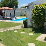 Casa Aconchegante Com Piscina E Muito Espaco Verde